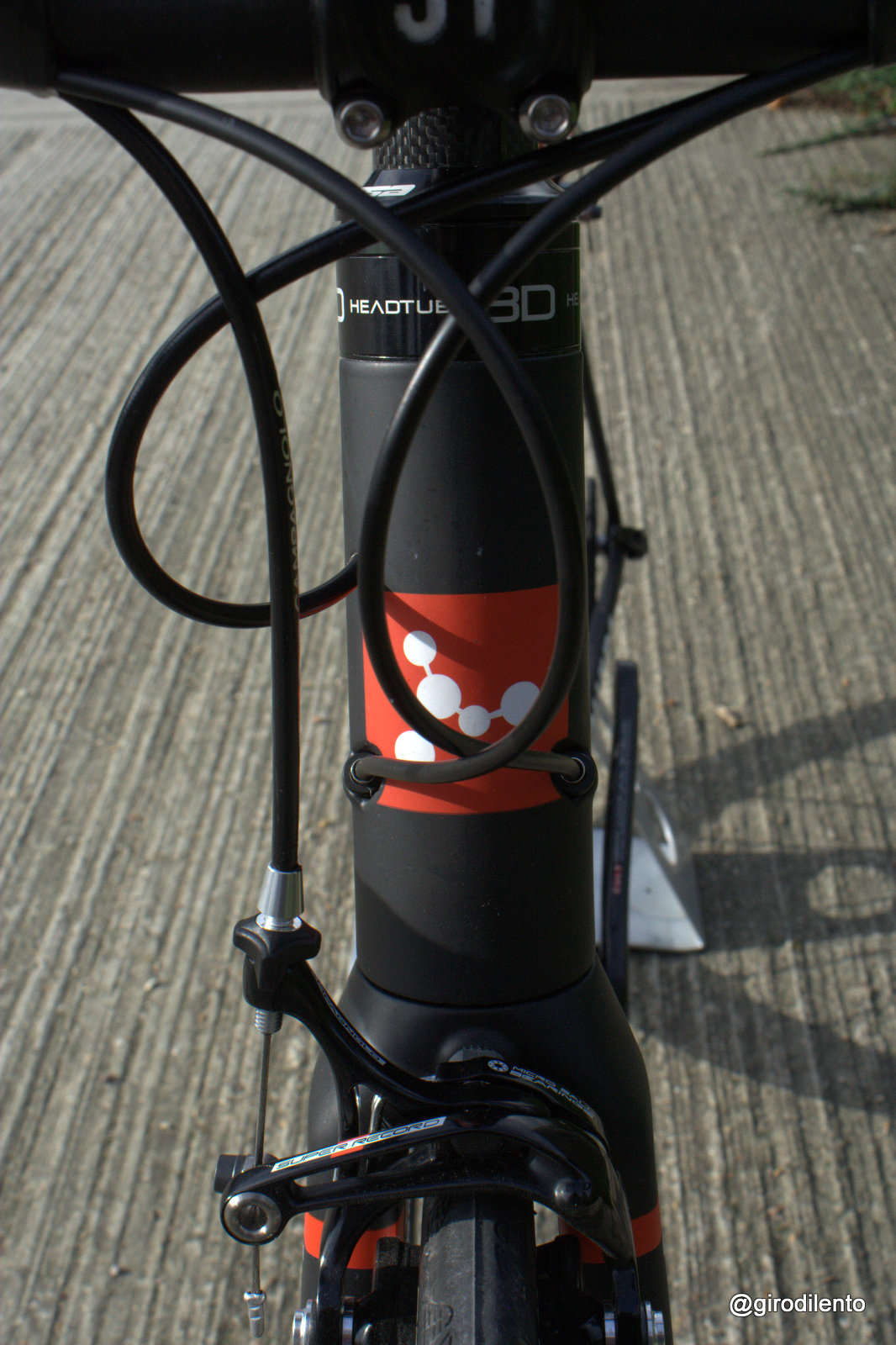 2014 Argon 18 with a view of the headtube multi heights design that adds more stiffness with a longer headtube
