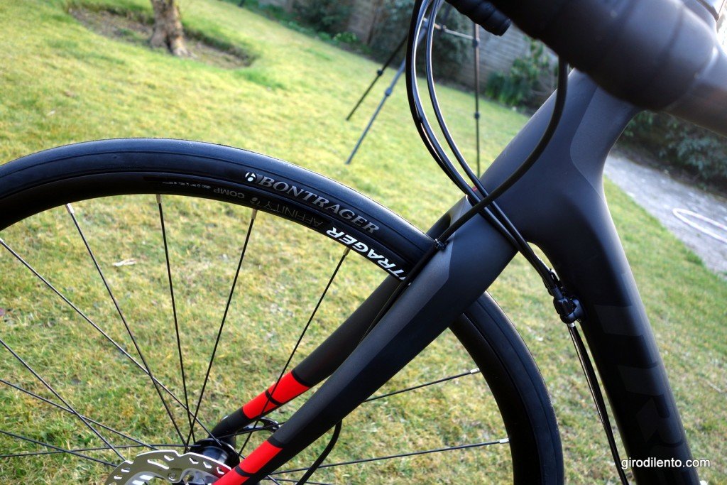 IsoSpeed Fork and cable routing details...