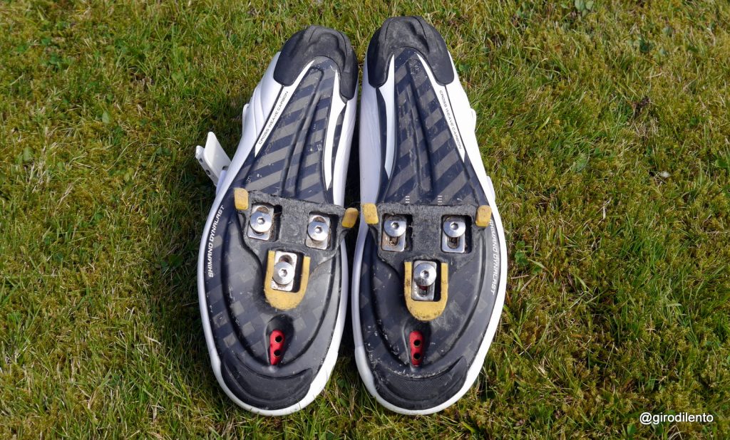Light wear on the soles. The cleats were new with the shoes and also give an indication of wear